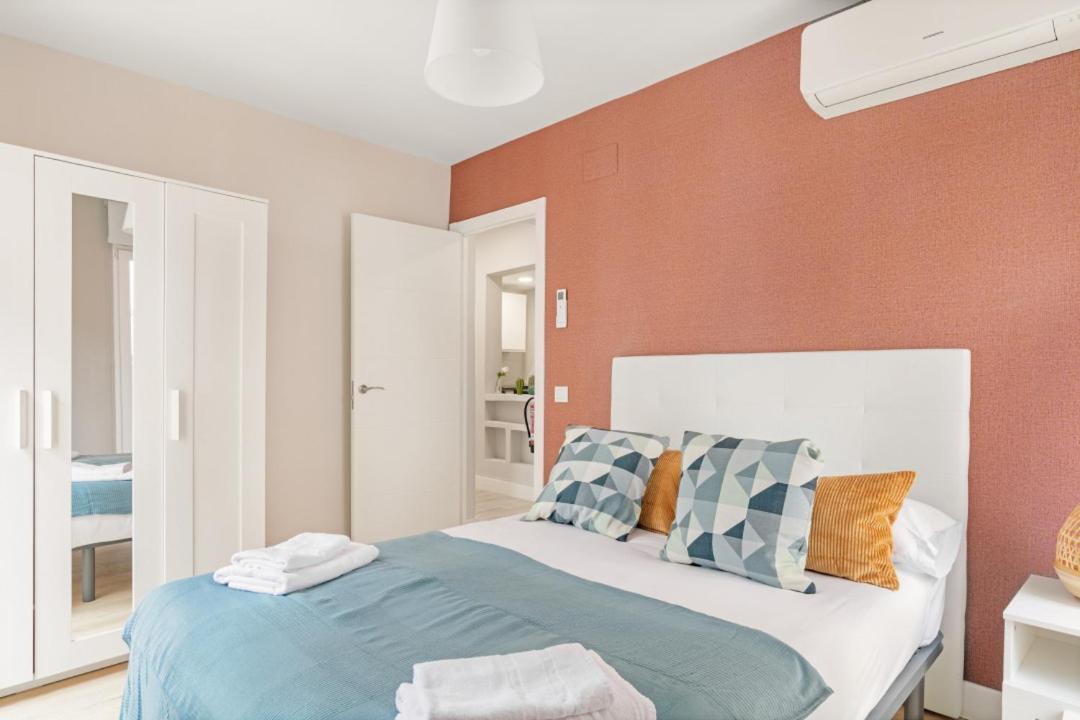 2 Bedrooms 1 Bathroom Furnished - Las Letras - Bright - Mintystay Madrid Extérieur photo