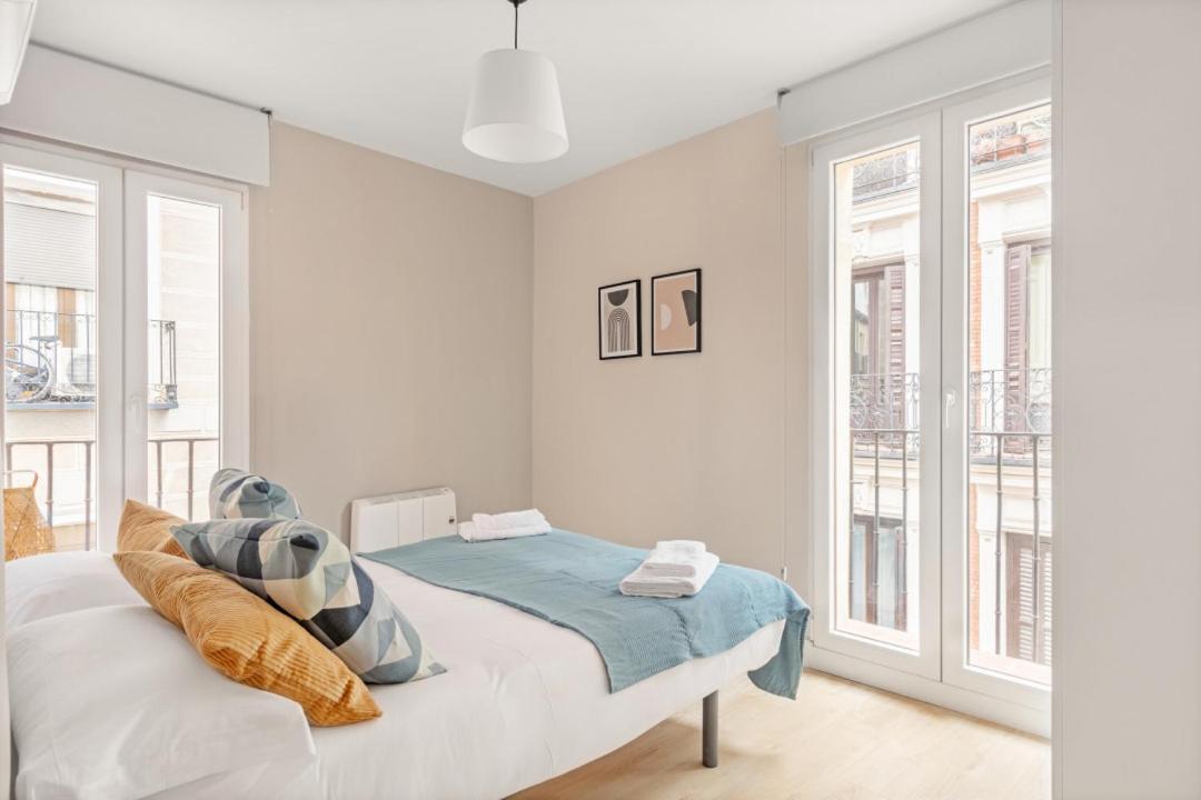 2 Bedrooms 1 Bathroom Furnished - Las Letras - Bright - Mintystay Madrid Extérieur photo