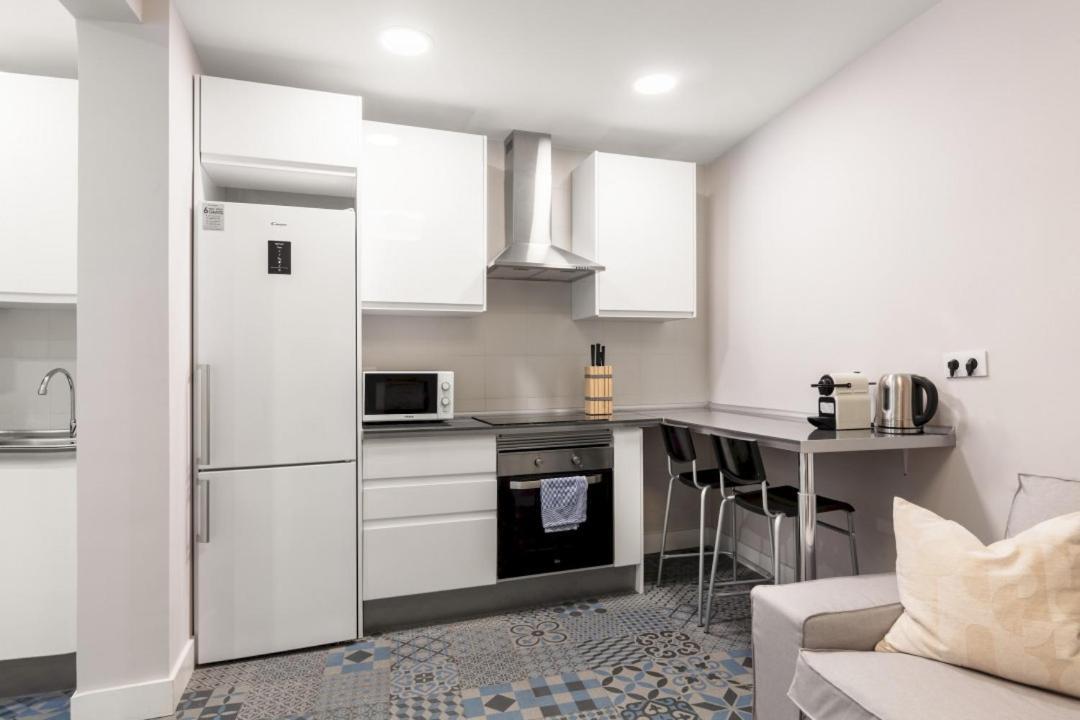 2 Bedrooms 1 Bathroom Furnished - Las Letras - Bright - Mintystay Madrid Extérieur photo