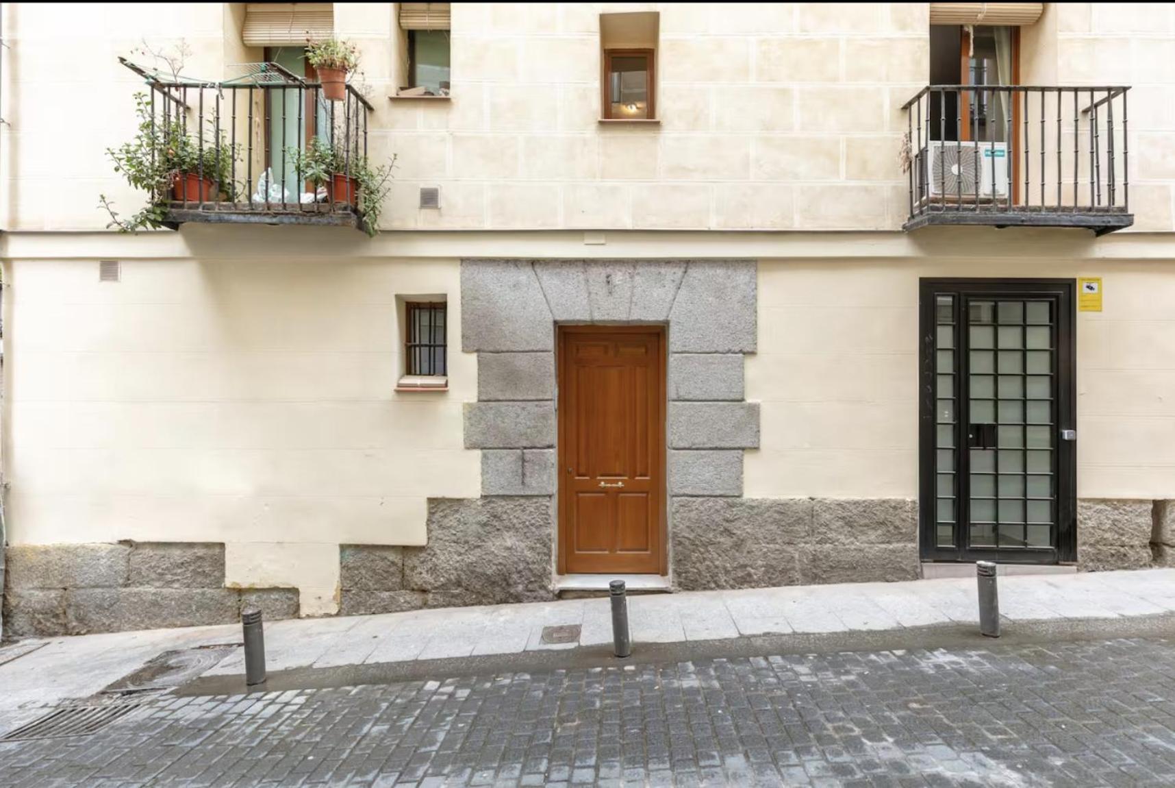2 Bedrooms 1 Bathroom Furnished - Las Letras - Bright - Mintystay Madrid Extérieur photo